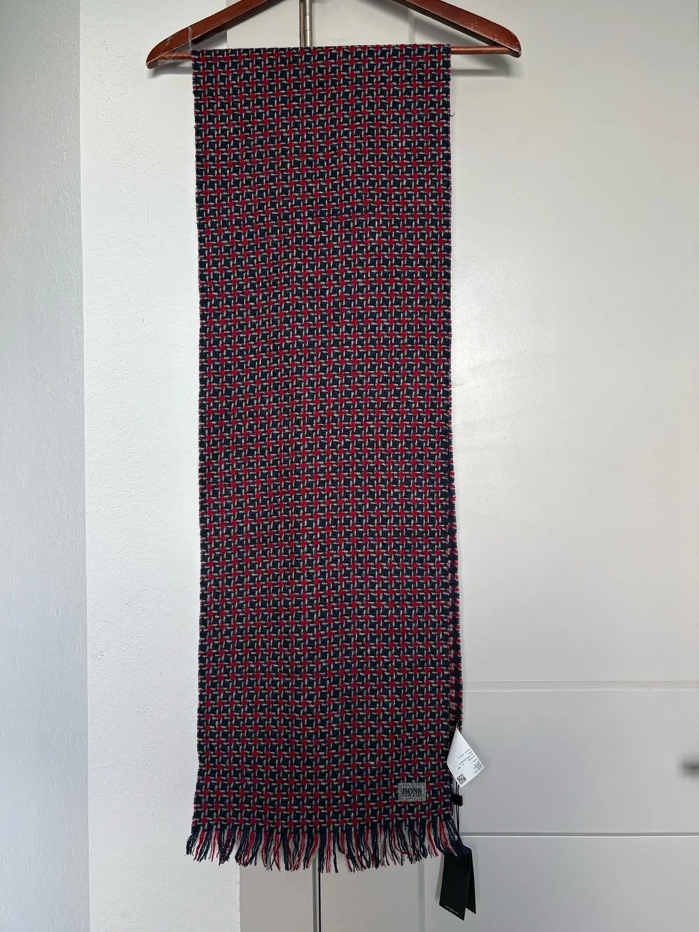 NWT BOSS HUGO BOSS MENS FORELLO RED BLUE WOOL SCARF